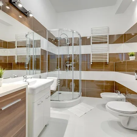 Dr - Fryderyk Apartman *